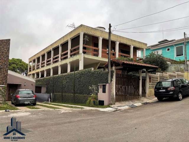 Casa à venda no bairro Granja Viana - Cotia/SP