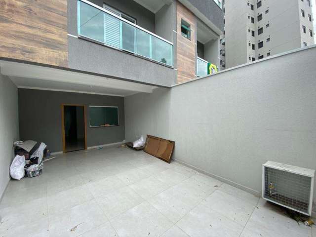 Casa com 2 quartos à venda na Rua Anhaia, 195, Vila Curuçá, Santo André por R$ 640.000