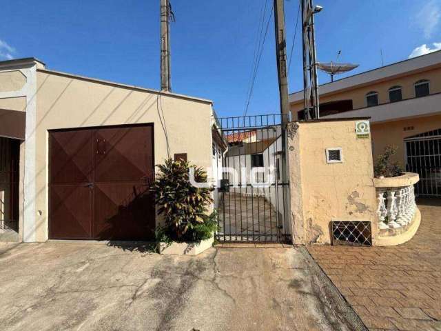 Casa com 1 dormitório para alugar, 55 m² por R$ 1.065/mês - Vila Areião - Piracicaba/SP