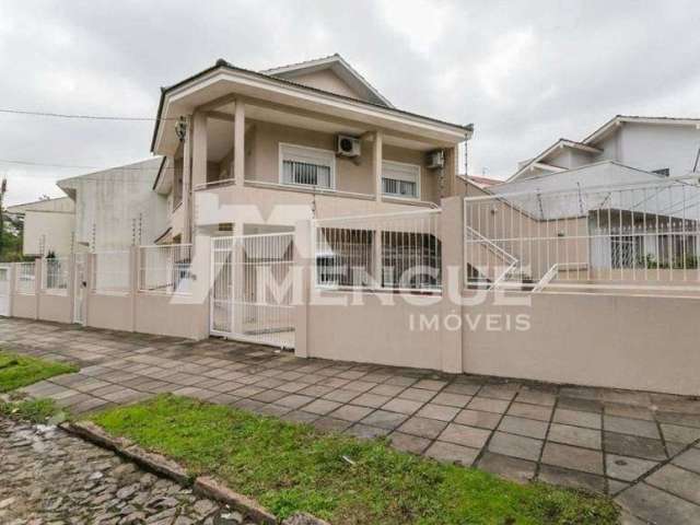 Casa com 2 quartos à venda na Praça Alfred Sehbe, 122, Vila Ipiranga, Porto Alegre por R$ 690.000