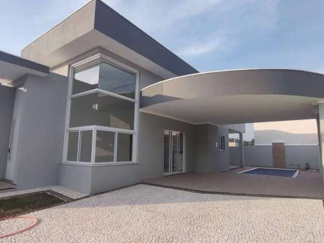 Casa térrea de esquina para venda em condomínio 210m² Área Construída Terreno 400m² Vila do sol na cidade de Valinhos - SP