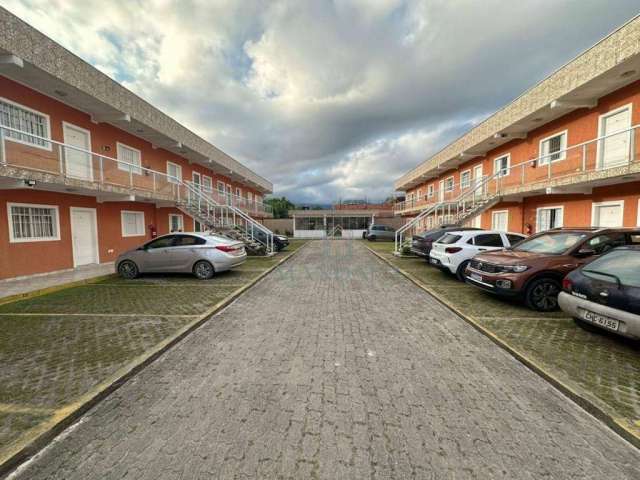 Village com 2 dormitórios à venda, 51 m² por R$ 320.000 - Chácara Vista Linda - Bertioga/SP