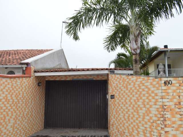 Casa Residencial em Biguaçu