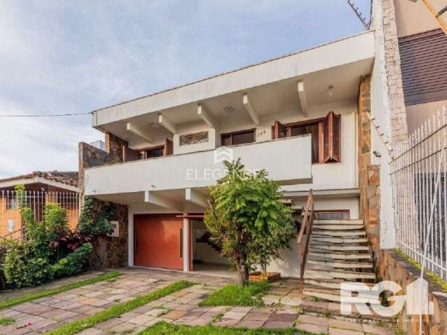 Casa com 3 quartos à venda na Rua Doutor Prudente de Moraes, 349, Chácara das Pedras, Porto Alegre, 280 m2 por R$ 1.490.000