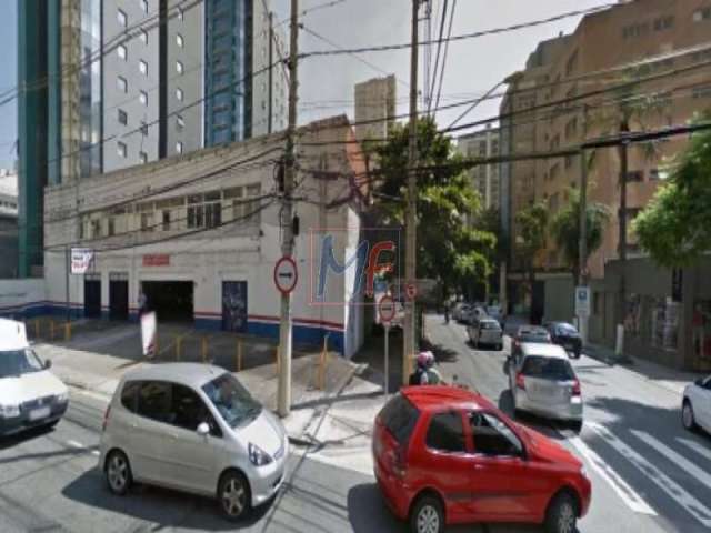 REF 6885- Terreno 1.500,00 M² a  2 quadras do Shopping Ibirapuera em Moema.