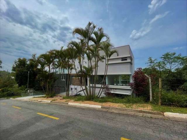 Casa com 4 dormitórios à venda, 435 m² por R$ 2.800.000,00 - Chácara dos Lagos - Carapicuíba/SP
