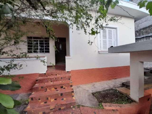 Casa Para Vender com 3 quartos 1 suítes no bairro Região Central em Caieiras