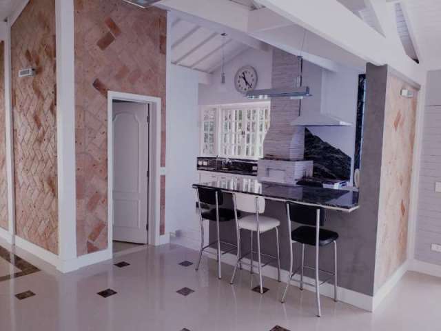 Casa em condomínio fechado com 2 quartos à venda na ALAMEDA DOS COLIBRIS, 350, Serra da Cantareira, Mairiporã, 200 m2 por R$ 1.100.000