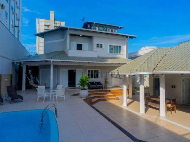 Casa com 4 dormitórios à venda, 381 m² por R$ 3.300.000,00 - Vila Operária - Itajaí/SC