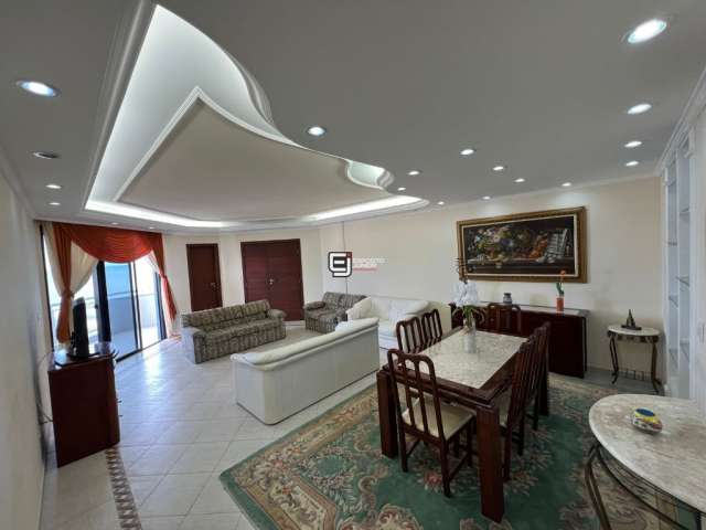 Apartamento com 3 dormitórios à venda, 161 m² por R$ 1.250.000