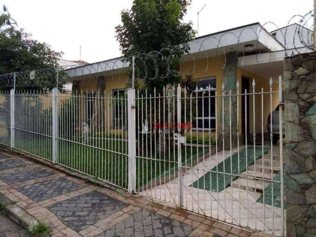 Casa com 3 dormitórios à venda, 154 m² por R$ 810.000,00 - Vila Rosália - Guarulhos/SP