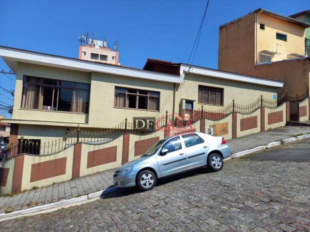 Casa térrea com 3 dorm, 2 suítes, 2 vagas a venda em Vila Matilde