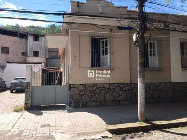 Casa com 3 dormitórios para alugar, 73 m² por R$ 5.500,00 - Centro - Nova Friburgo/RJ
