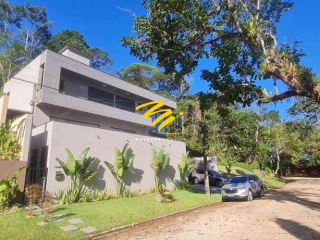 Casa em condomínio fechado com 4 quartos à venda na Rua Sabiá, km 77, Praia da Lagoinha, Ubatuba, 230 m2 por R$ 2.710.000