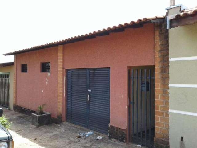 Casa para Venda em Cravinhos, Jardim Francisco Castilho, 2 dormitórios, 1 suíte, 3 banheiros, 2 vagas