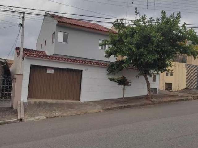 Casa para Locação em Bragança Paulista, Jardim Primavera, 4 dormitórios, 2 banheiros, 5 vagas