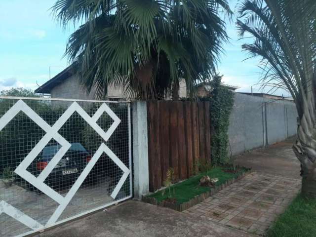 Casa para Venda em Bragança Paulista, Hípica Jaguari, 4 dormitórios, 1 suíte, 1 banheiro, 5 vagas