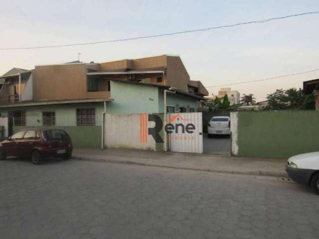 Casa, Monte Alegre em Camboriú,