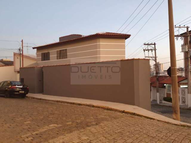 Casa Residencial/Comercial de 150m², com 03 dormitórios, sendo 01 suíte, à venda no Centro, Mogi das Cruzes - SP