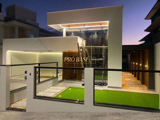 Casa com 3 quartos à venda na Rua das Macieiras, 1, Pedra Branca, Palhoça por R$ 1.990.000
