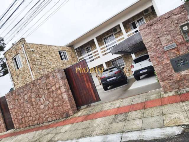 Casa com 5 quartos à venda na Rua Maria Júlia da Luz, 727, Jardim Cidade de Florianópolis, São José por R$ 1.200.000