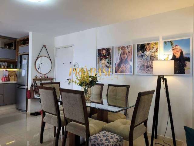 Apartamento com 3 quartos à venda na Avenida Osvaldo José do Amaral, 1001, Bela Vista, São José por R$ 689.000