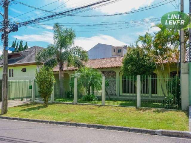 Casa para alugar, 244 m² por R$ 5.980,00/mês - Xaxim - Curitiba/PR