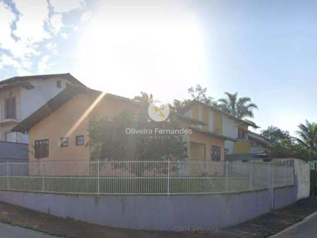 Casa à venda no bairro Floresta - Joinville/SC