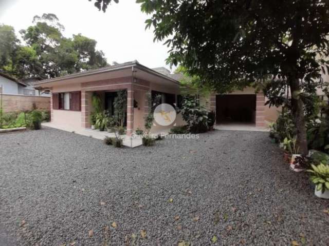 Casa à venda no bairro Costa e Silva - Joinville/SC