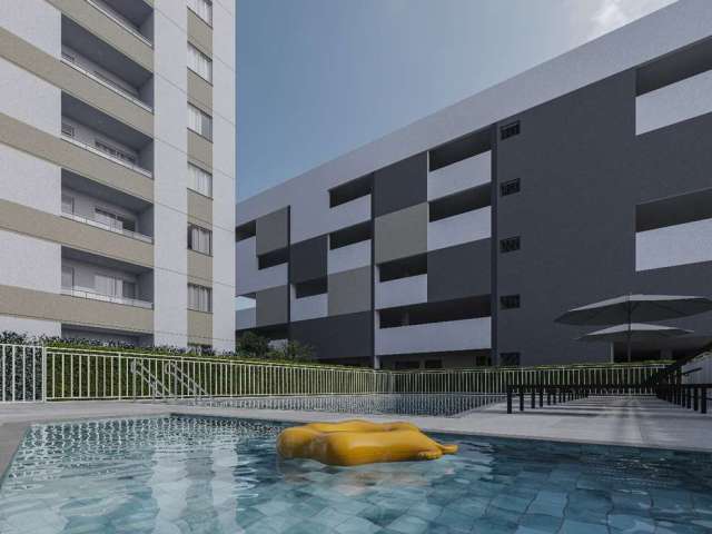 Vende-se apartamento à 400 metros do mar em Itapoá/SC - Área de lazer completa