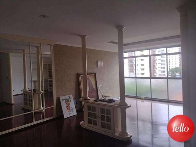 Apartamento com 4 quartos para alugar na Rua Doutor Messuti, --, Vila Bastos, Santo André, 175 m2 por R$ 2.300