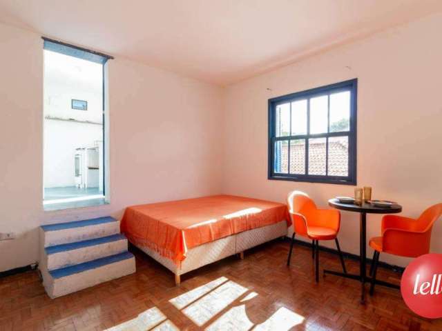 Casa com 1 quarto para alugar na Rua Visconde de Aguiar Toledo, --, Campo Belo, São Paulo, 30 m2 por R$ 2.500