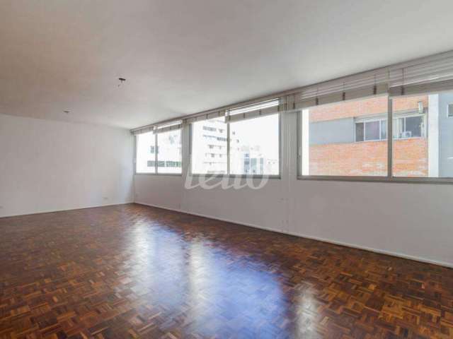 Apartamento com 3 quartos para alugar na Rua da Mata, --, Itaim Bibi, São Paulo, 158 m2 por R$ 8.000