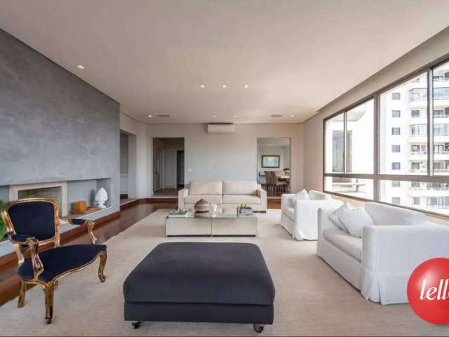 Apartamento com 4 quartos para alugar na Av. José Galante, --, Vila Andrade, São Paulo, 450 m2 por R$ 14.900