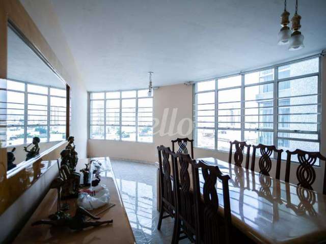 Apartamento com 3 quartos para alugar na Avenida Paes de Barros, --, Mooca, São Paulo, 120 m2 por R$ 2.500