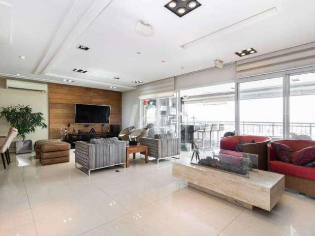 Apartamento com 3 quartos para alugar na Rua Fábia, --, Vila Romana, São Paulo, 206 m2 por R$ 16.800