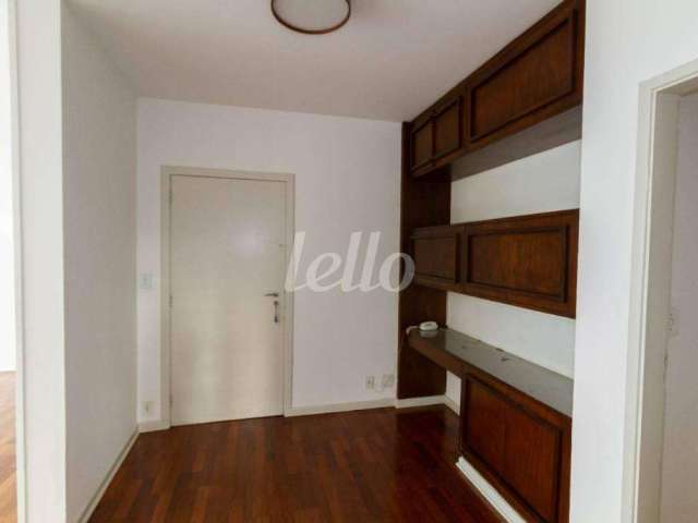 Apartamento com 3 quartos para alugar na Rua Sergipe, --, Consolação, São Paulo, 190 m2 por R$ 6.000