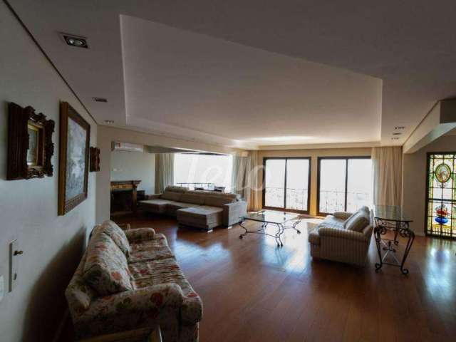 Apartamento com 4 quartos para alugar na Rua Caconde, --, Jardins, São Paulo, 240 m2 por R$ 12.000