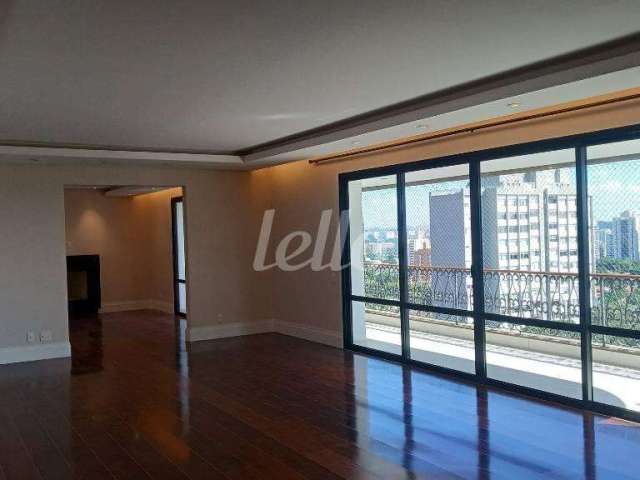Apartamento com 4 quartos para alugar na Rua Joaquim José Esteves, --, Santo Amaro, São Paulo, 329 m2 por R$ 18.000
