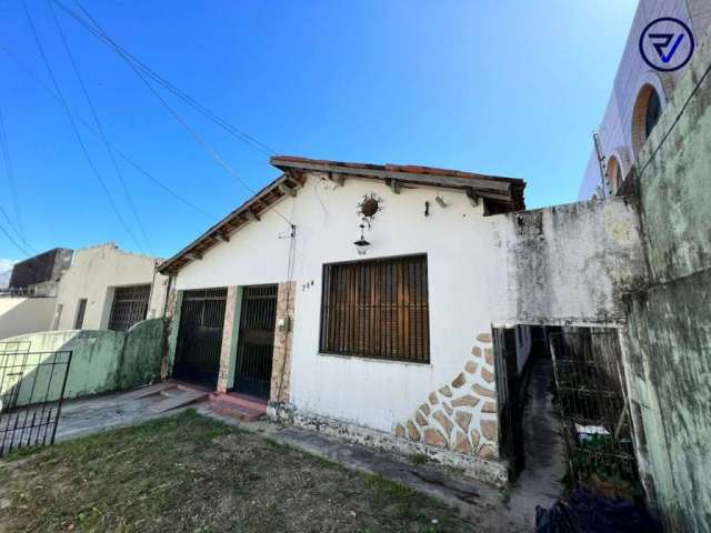 Casa com 3 quartos à venda na Padre Frota, 784, São Gerardo, Fortaleza, 177 m2 por R$ 620.000