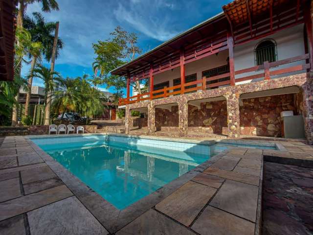 Casa Duplex, edicula, área gourmet + piscina no bairro Aleixo