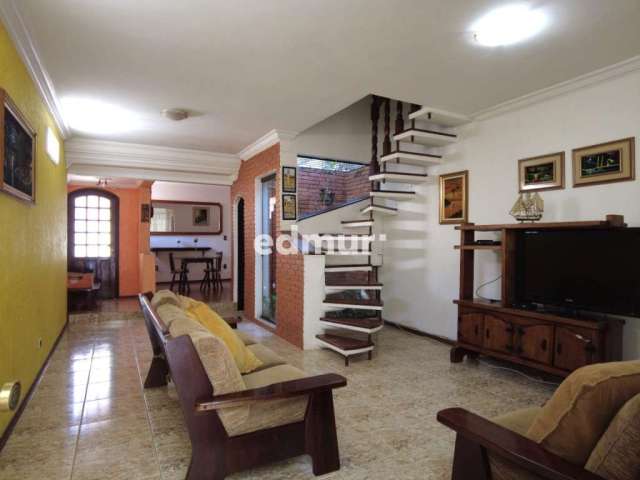 Casa com 3 quartos à venda na Vila Pires, Santo André  por R$ 465.000