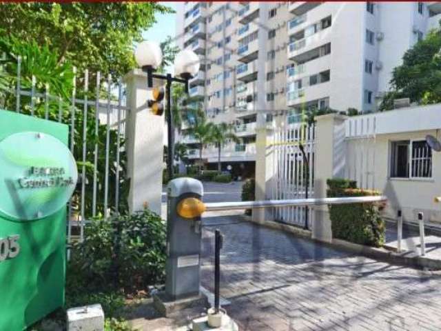 Apartamento com 3 quartos à venda na Avenida Olof Palme, Camorim, Rio de Janeiro por R$ 525.000