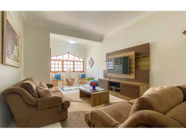 Casa com 3 quartos à venda na Avenida Lacerda Franco, 635, Cambuci, São Paulo por R$ 2.125.000