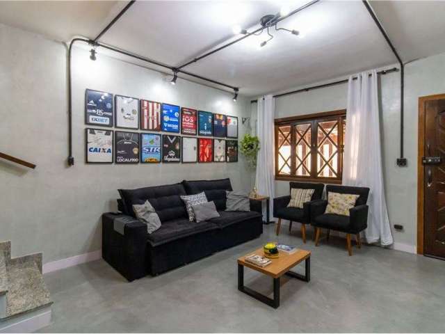 Casa em condomínio fechado com 2 quartos à venda na Rua Tijucas do Sul, 170, Jardim Cocaia, Guarulhos por R$ 540.000