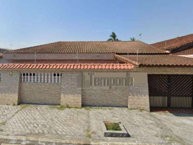 Casa a Venda lado praia R$ 660,000.00 em Vila Caiçara  Praia Grande/SP