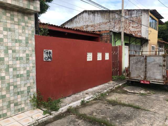 Vendo casa em rua fechada em Jacarecica