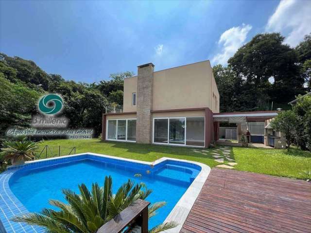 Casa em condomínio fechado com 4 quartos para alugar na Rua Fernão Dias Paes Leme, Pousada dos Bandeirantes, Carapicuíba, 493 m2 por R$ 17.900