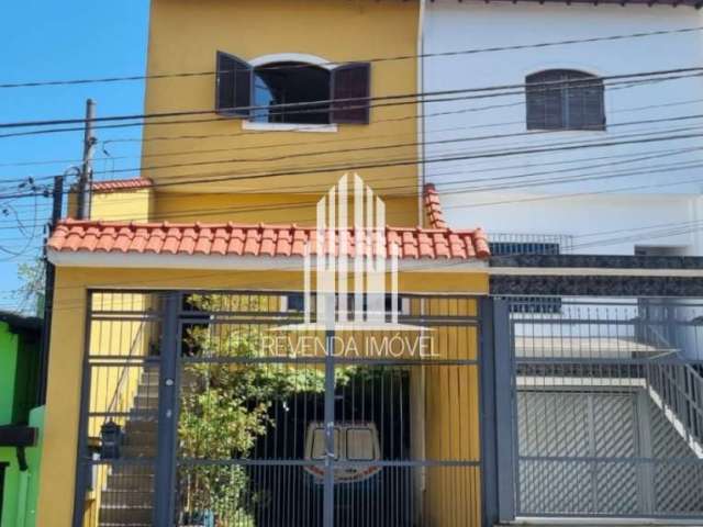 Casa com 3 quartos à venda na Rua Curuzu, --, Jardim Stella, Santo André por R$ 760.000