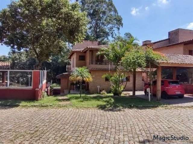 Casa em condomínio fechado com 3 quartos à venda na Rua México, --, Chácara dos Lagos, Carapicuíba por R$ 1.980.000